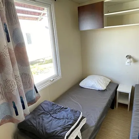 אתר קמפינג Mobil-home Cosy Avec Terrasse Pour 4 Pers. - Api-1-52-1702
