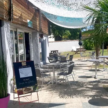 Mobil-home Cosy Avec Terrasse Pour 4 Pers. - Api-1-52-1702 אתר קמפינג